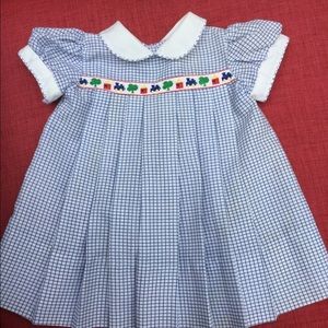 C.i. Castro dress size 3-6M